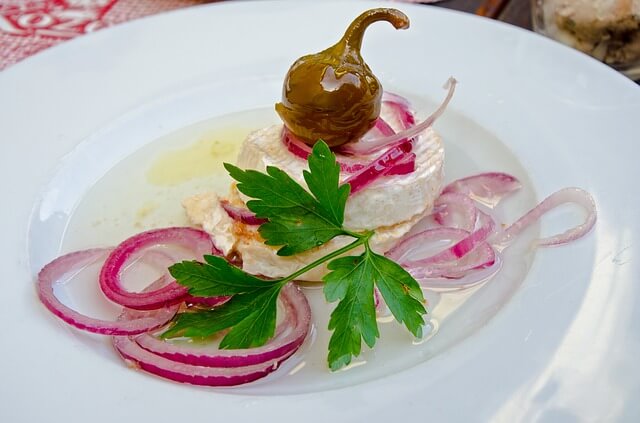 nakládaný hermelín